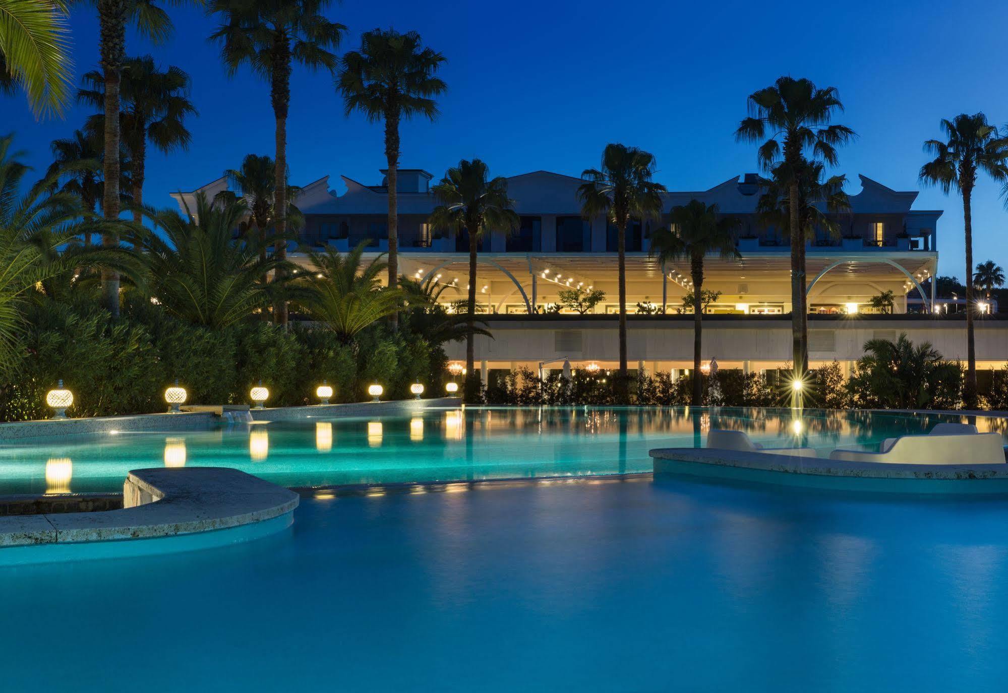 Savoy & - Preferred & Hotel